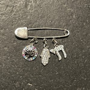 broche bébé 1.jpg strasse Broche, épingle à nourrice bébé