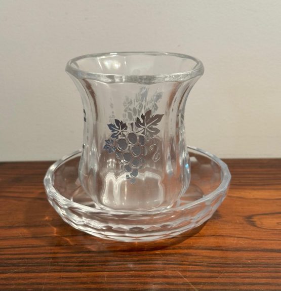 verre a kidouch  Boré Péri Aguéfène  בורא פרי הגפן