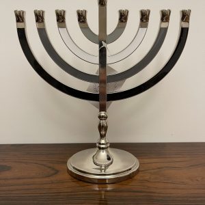 IMG_6448 Hanoukia Métal noire et grise