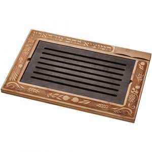81571 Plateau pour Shabbat en Bois avec couteau et ramasse miettes