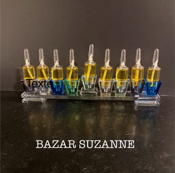 Hanoukia "cristal" colorée bleue