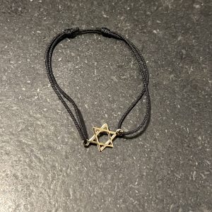 Bracelet fil Noir  coulissant et Maguen David Plaqué Or