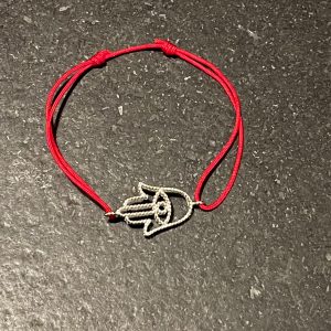  Bracelet fil rouge coulissant Main Argent