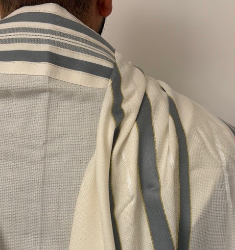 Talith Nid D’Abeille Gris et OR