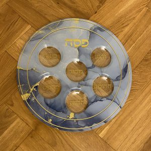 IMG_6439 Plateau pour le seder de pessah en verre