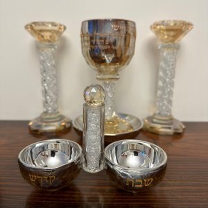 IMG_9102_1 COFFRET VERRE KIDOUCH SALIERE ET BOUGEOIR DE SHABBAT en cristal