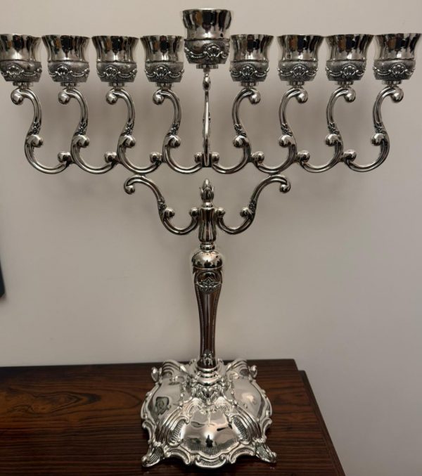 Hanoukia en Métal Argenté 56 cm