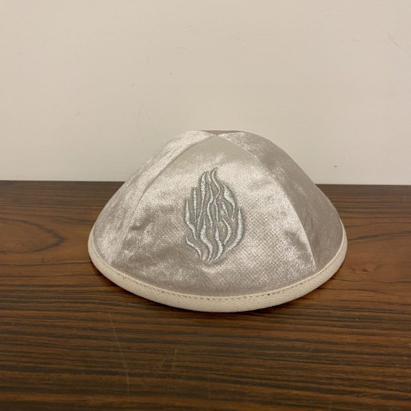 Kipa Velours beige clair brodée flamme