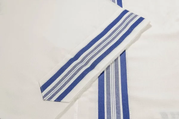 Talith Nid D’Abeille Bleu et Argent gros fils séfarade