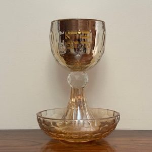 IMG_1332 verre a kidouch cristal Boré Péri Aguéfène בורא פרי הגפן