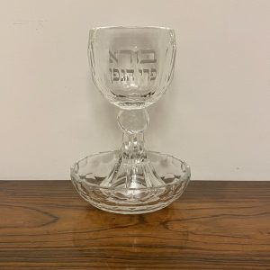 IMG_8346 verre a kidouch cristal Boré Péri Aguéfène בורא פרי הגפן