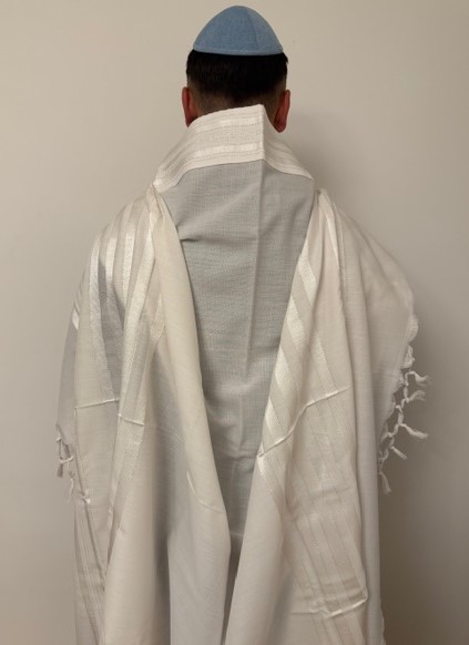 Talit Chaharit  blanc et argent gros fils