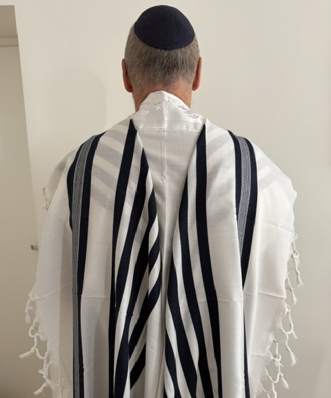 Talit Prière Cha’harit bandes Bleu Marine gros fils ( séfarade)